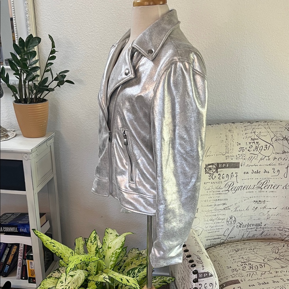 NWOT Cavalini Silver Women's Biker Jacket - Picture 3 of 9
